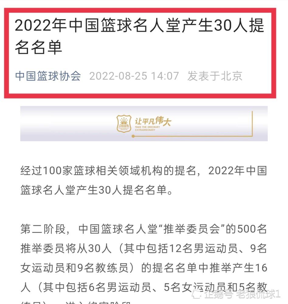 画面中重重报纸堆积之下，主人公逆行追光，诠释了现实困境中的小人物坚守挣扎的故事主题